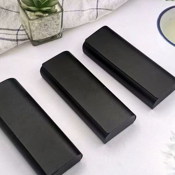 Classic, black
