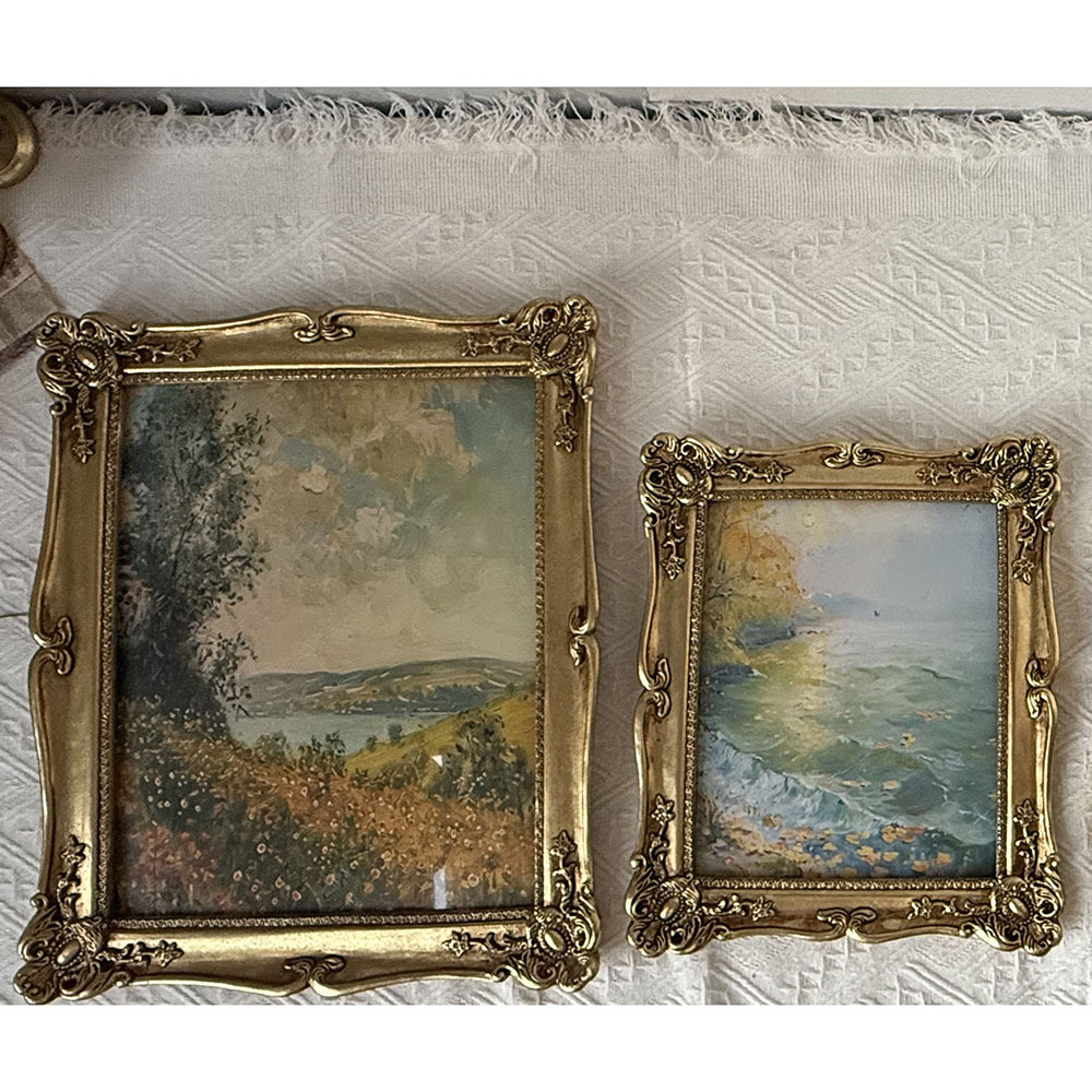 Retro square wall photo frame