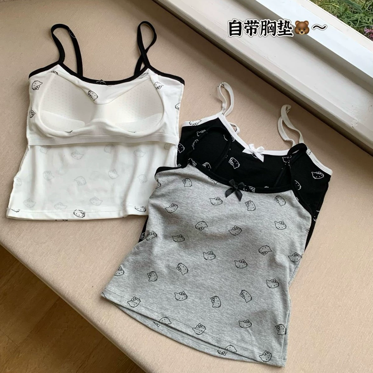 Американская горячая девушка, полная печати, мультяшная кошка