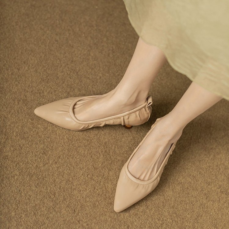Tacchi alti francesi a spillo da donna 2024 nuovo stile non stancante piedi moda scarpe a punta con bocca bassa scarpe da lavoro nere in morbida pelle_voghion.com