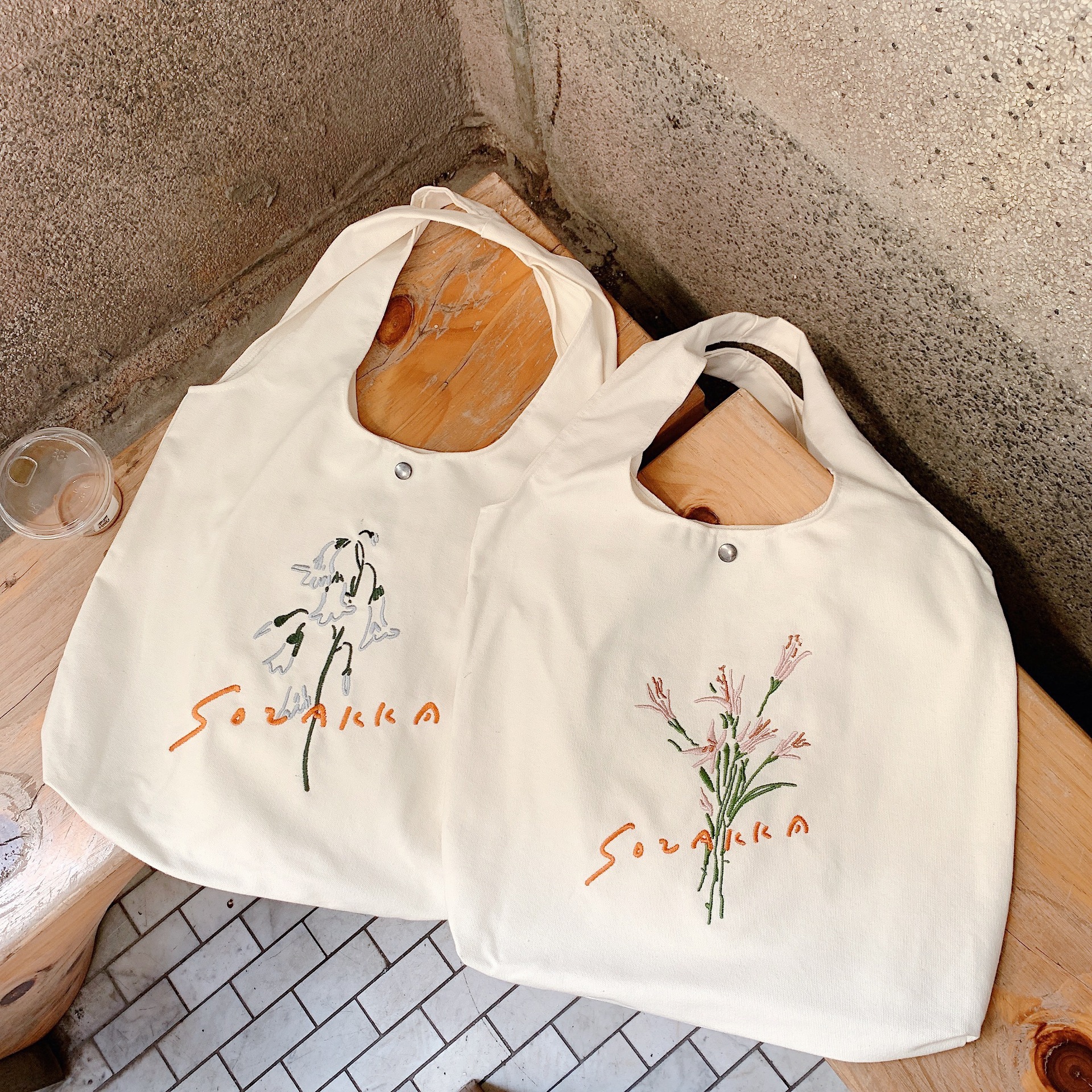 22275 New Spring and Summer Embroidered Canvas Vest Bag Simple Forest Style Literary Fairy High-Looking Portable Canvas Bag