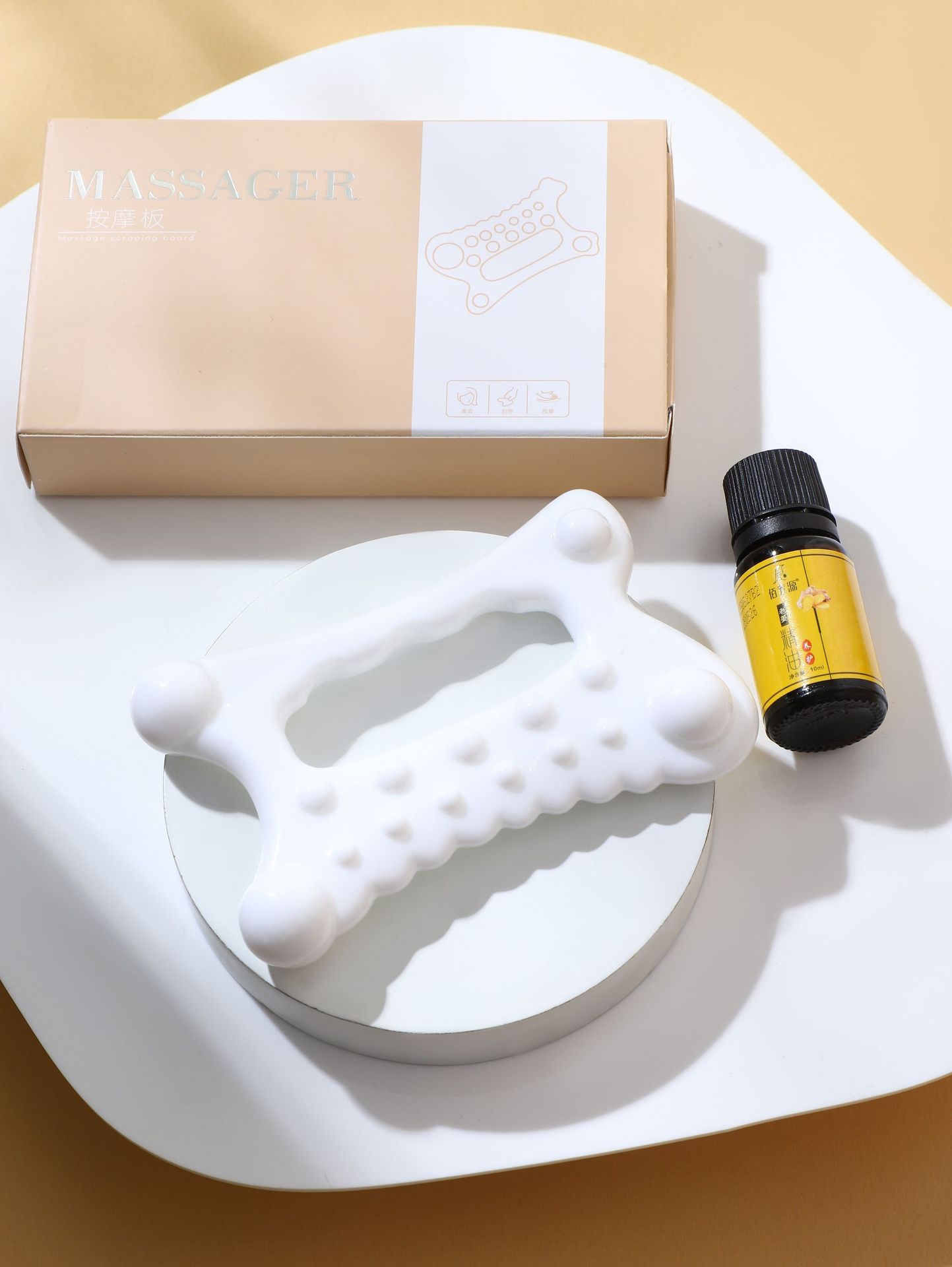 Resin Gua Sha Facial Board Wave Shape Tendon Gliding Massage Tool for Face and Body 42g specifications