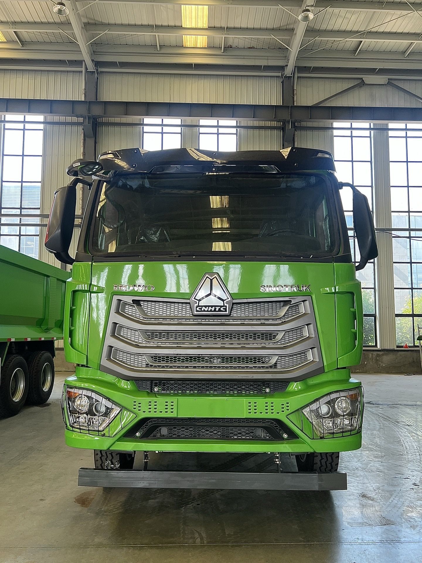Export of Howo Nx 6X4 Dump Trucks, Used Nx10 Wheel Dump Trucks, Heavy-Duty Trucks for Cross-Border Export