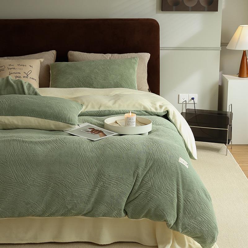 카 다몬 그린 + 아몬드 밀크 화이트