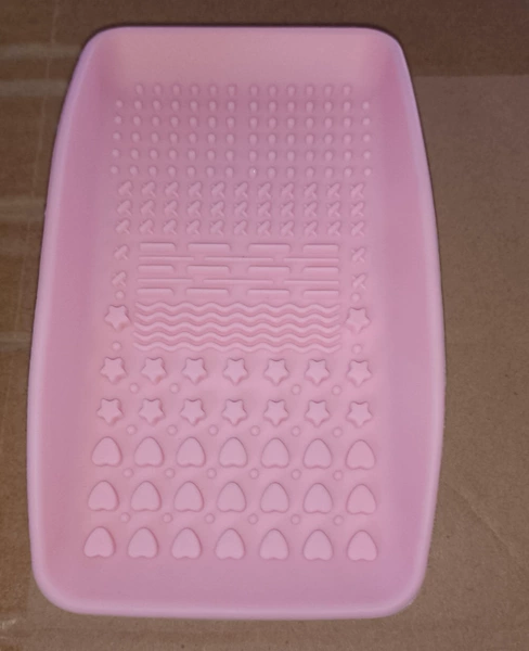 1895c (pink)