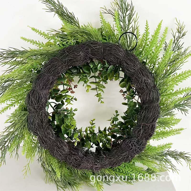 Cross-border supply Amazon hot selling Christmas decoration wreath lavender eucalyptus circle door hanging wreath manufacturer