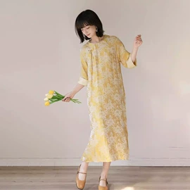 连衣裙;时尚休闲套装;女式衬衫