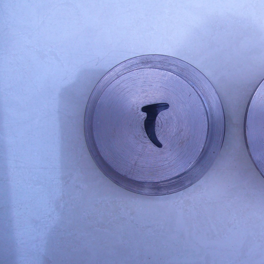 供应门窗门封条 玻璃卡条 胶条 皮条挤出模具 简单压板式挤塑模具