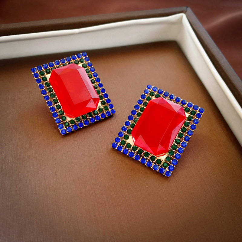 Aguja de plata, circón, diamantes, pendientes geométricos, lujo ligero, pendientes simples, de alta gama, pendientes, temperamento, pendientes de todo fósforo, mujeres al por mayor