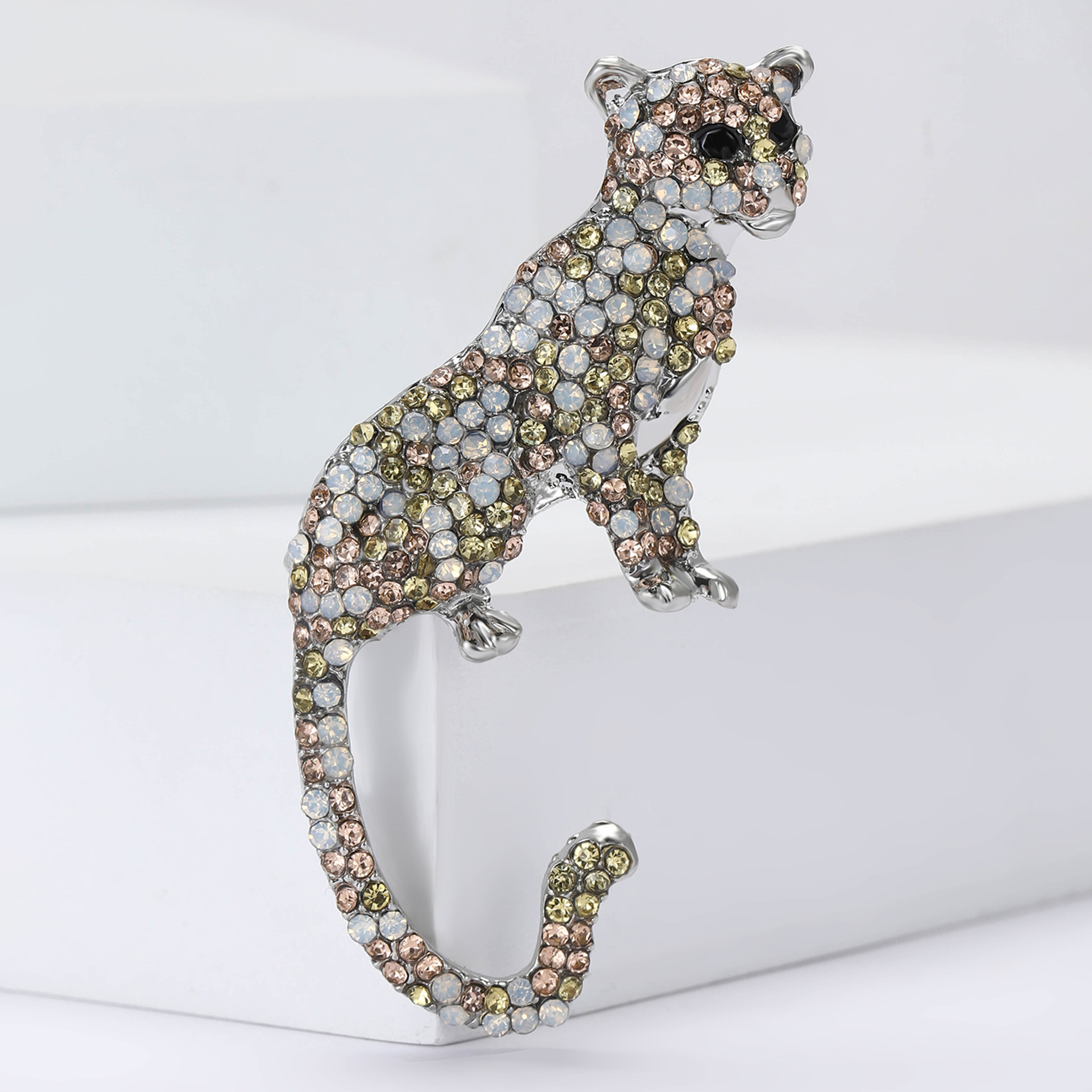 20g Weight Brooches Classification Holiday, Banquet Occasion Alloy Material Animal Pattern Men's Gender Casual, Elegant, Simple Style Style Casual Elegant Simple Style Pin Animal Alloy Men's Brooches 4