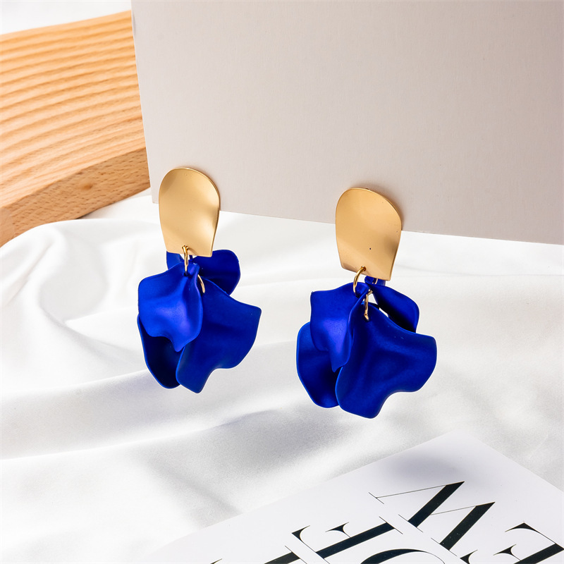 25g Weight Earrings, Ear Studs Classification Wedding, Travel Occasion Alloy Material Rose, Petal Pattern Women'S Gender Plating Design Fashion Style Fashion Rose Petal Alloy Women'S Earrings Ear Studs 16