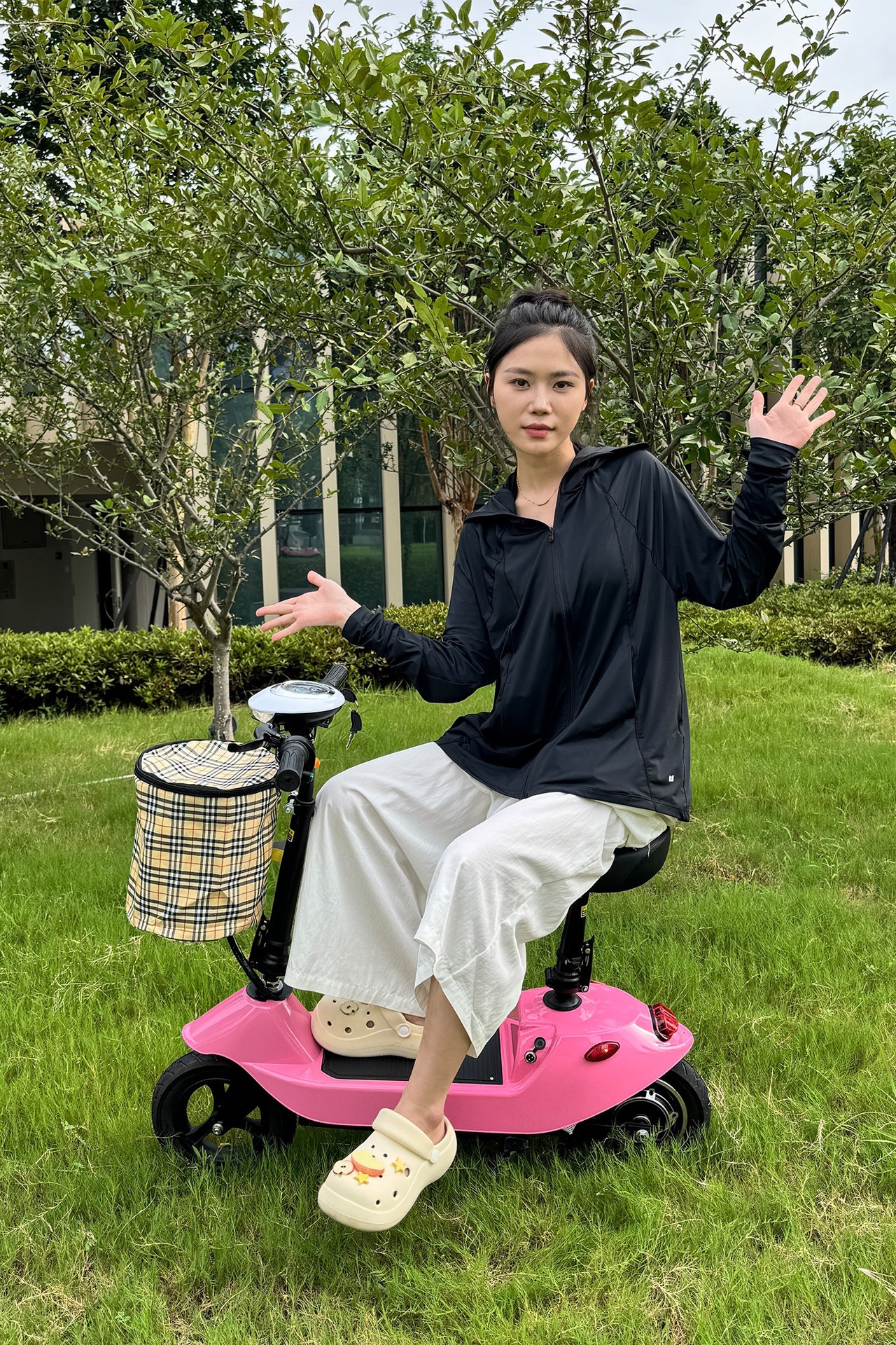 Suitable for electric scooters, adult commuting vehicles, mini electric cars, foldable small dolphin scooters for girls