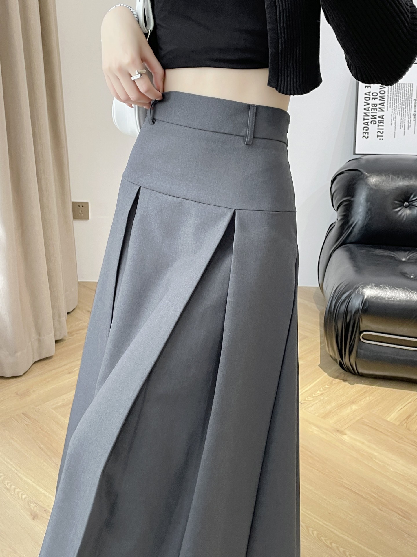 现货流行纪衣恋灰色百褶裙女2025新款a字半身裙小个一件代发包邮