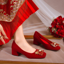 红色方头低跟单鞋秀禾服婚纱鞋四季新款软底防滑不累脚新娘鞋浅口