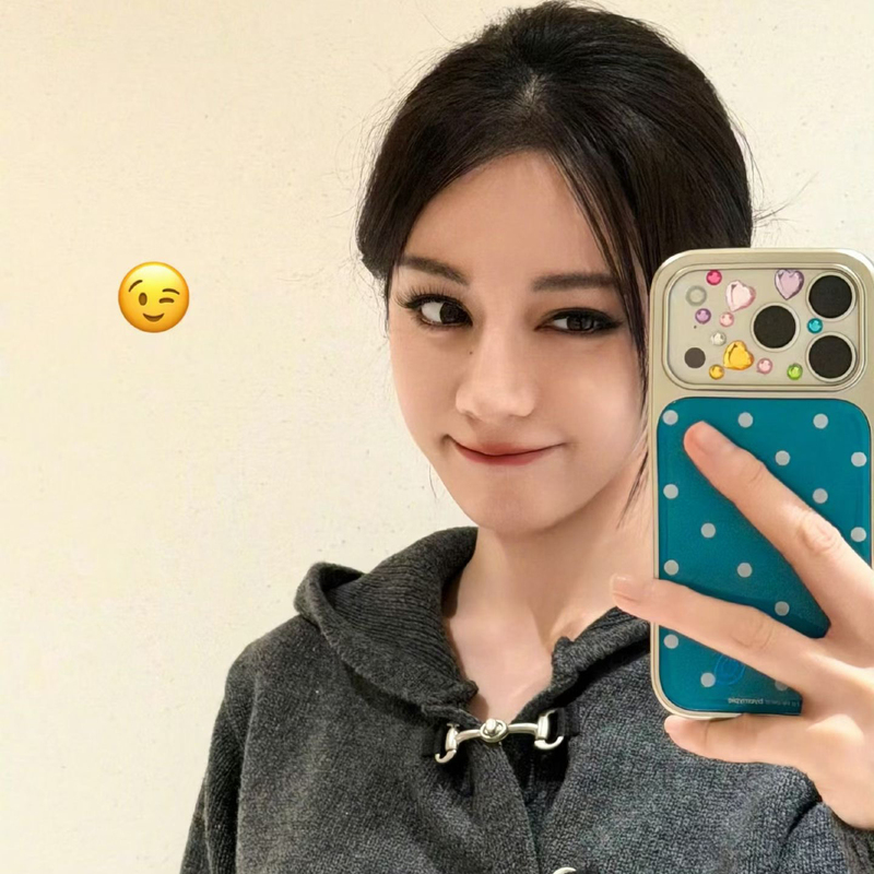 Kpp Reba-Style Peacock Blue Polka Dot Ins Korean Style Case for iPhone 15, 17 Pro, and 17 Pro Max Kpp Reba-Style Peacock Blue Polka Dot Ins Korean Style Case for iPhone 15, 17 Pro, and 17 Pro Max