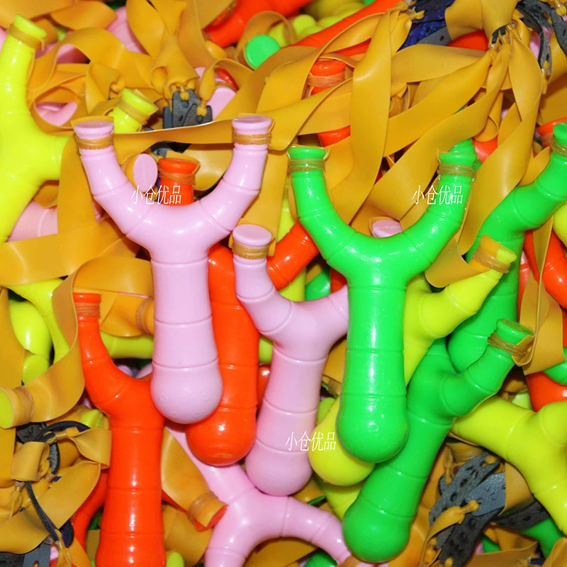 2 юаней магазин рогатки оптовая толстая ручка резиновая рогатка рогатка детство ностальгическая игрушка цветной маленький рогатка