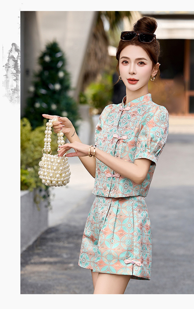 Bộ quần áo nữ mùa hè 2025 áo khoác jacquard quần short hai mảnh phong cách tân cổ điển — Màu xanh lục nhạt, Màu xanh lam, Màu đỏ chi tiết 21