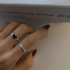 Spade Heart Two-Piece Ring Set for Women, Fashionable and Unique, Ins Trendy and Cool Style, Small Design Finger Ring, Index Finger Ring Lock
