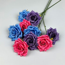 三头漫塔玫瑰户外婚礼路引道具拍摄家居装饰茶几电视柜搭配花束