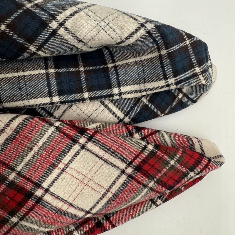 In-Stock Cotton Plaid Fabric, Flannel, Spring and Autumn Women's Shirts, Children's Dresses, Shoes, Hats, Plaid Fabric In-Stock Cotton Plaid Fabric, Flannel, Spring and Autumn Women's Shirts, Children's Dresses, Shoes, Hats, Plaid Fabric