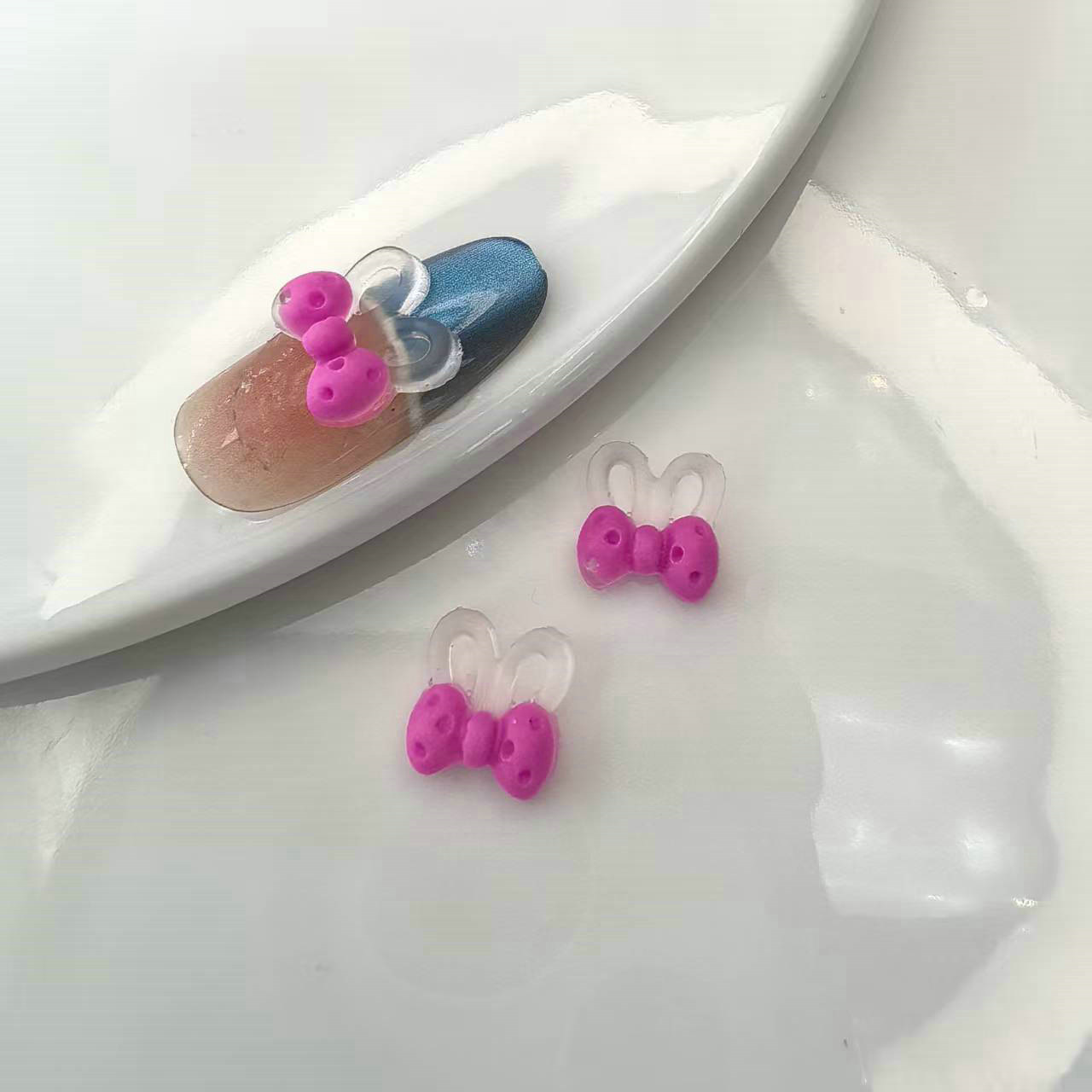 透明夜光光变蝴蝶结兔耳朵美甲饰品批发发夹配饰材料贴片0017