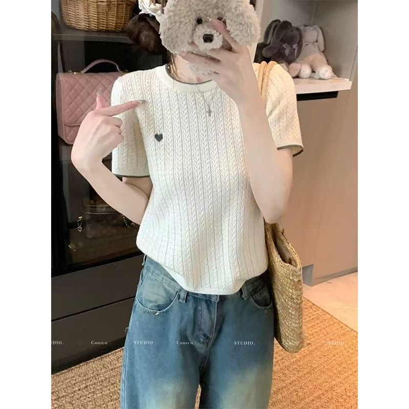 Cd52 Embroidered Small Heart Knitted Short-Sleeved T-Shirt for Women 2025 Summer New Design Contrasting Color Round Neck Short Style