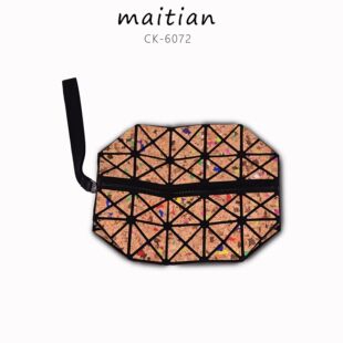 ľ��ľ���Ƥ��ܛľϴ�����r�аٴ�Cork�ʊy��ܛľ��񻯊y���羳