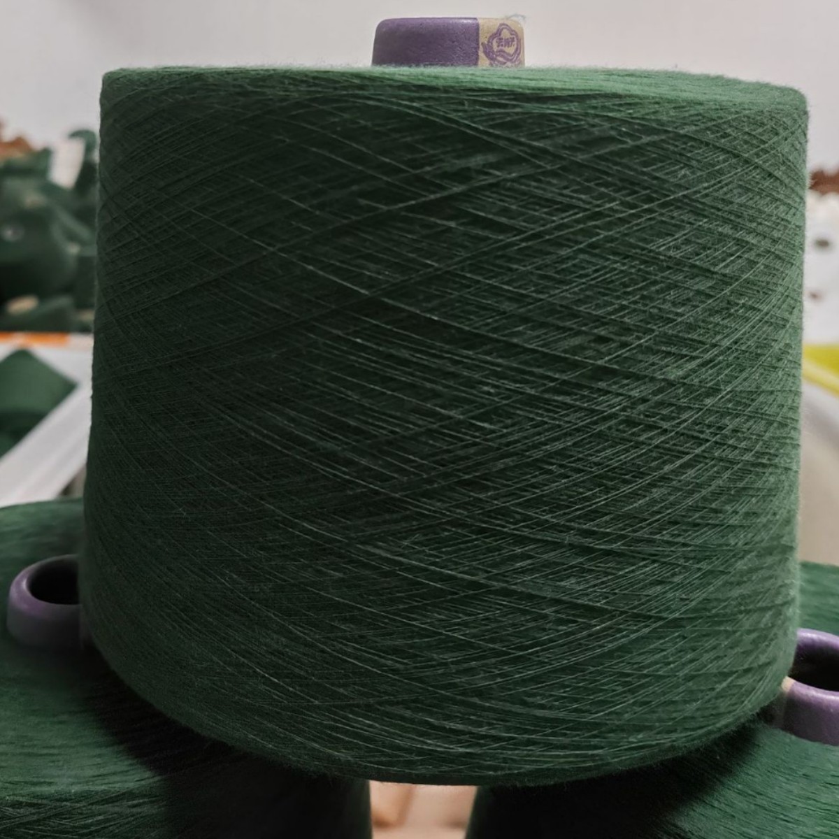 源头直发JC32S/1全棉色纱 素色彩条织带用纱精梳32支织布纱袜子纱