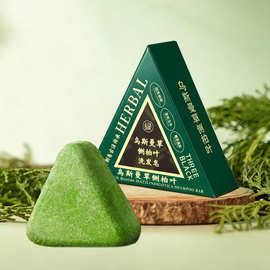 爆款侧柏叶乌斯曼手工洗发皂何首乌草本植萃洁蓬松洗头皂现货