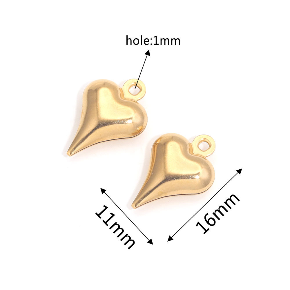 Acero inoxidable hueco melocotón corazón amor corazón colgante pulsera collar DIY pequeño colgante DIY accesorios de la joyería al por mayor