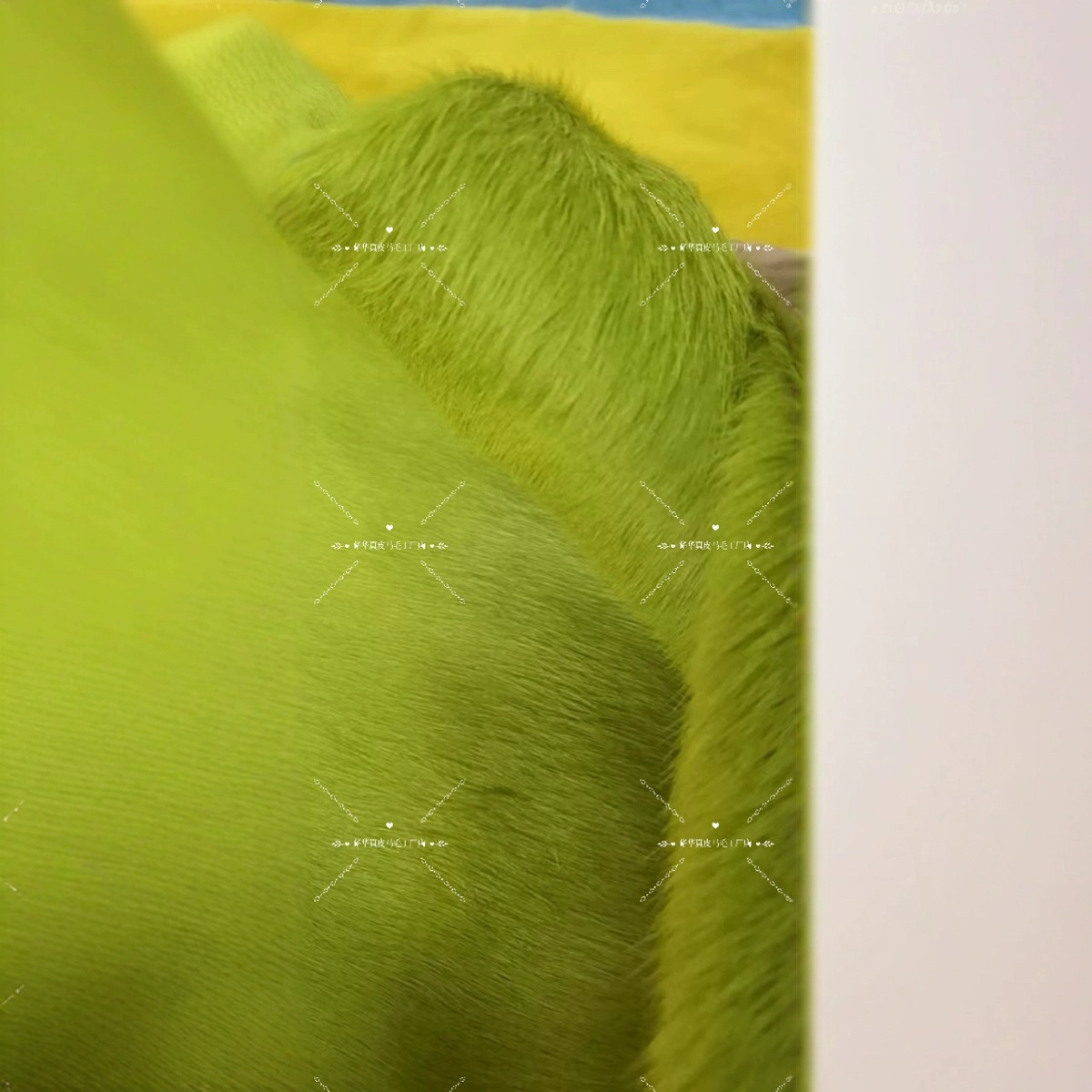 马毛皮特色长毛绿色勃家的肯鞋休闲鞋服装箱包辅料真毛皮现货