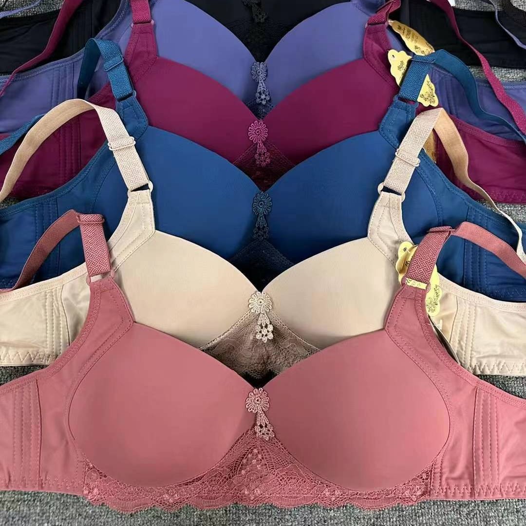 Bra de ropa interior de madres transfronterizas delgado de mediana edad sin anillo de acero cómodo bra de algodón agrupado grande bra al por mayor