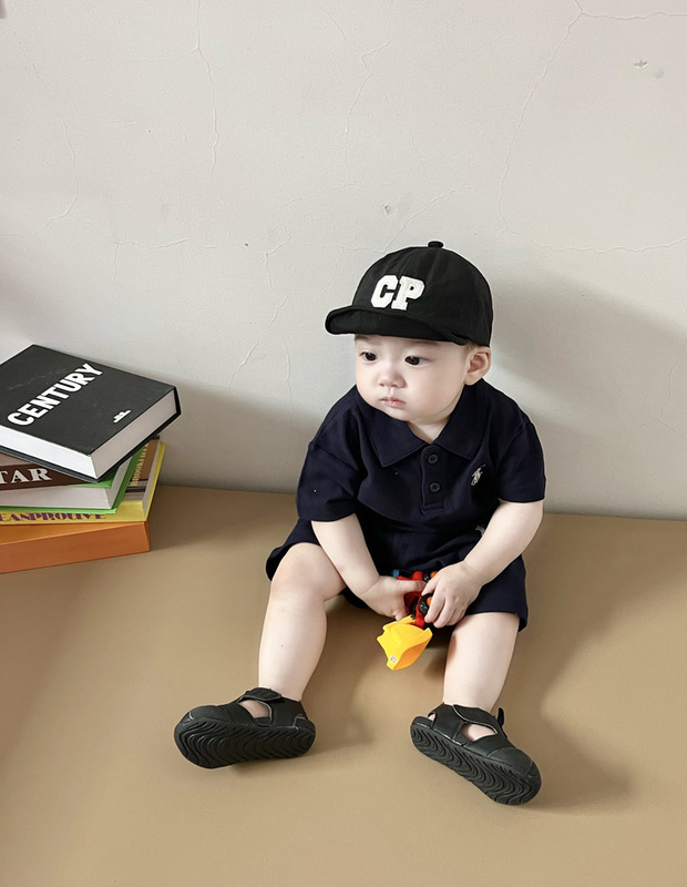 赤ちゃんの夏の薄いスーツの男の子の赤ちゃんの夏服の子供のファッションの半袖poloシャツのtシャツの半ズボンの洋風の2|undefined