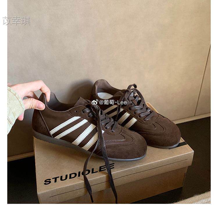 Giày sneaker nữ da thật kiểu Đức cổ điển độn gót 5 cm, lót lông giữ ấm, phối màu phong cách Maillard — Hàng có sẵn màu nâu lót lông, Hàng có sẵn màu nâu, lót lông, Hàng có sẵn màu nâu, lót đơn, Hàng có sẵn, lót đơn màu nâu chi tiết 9