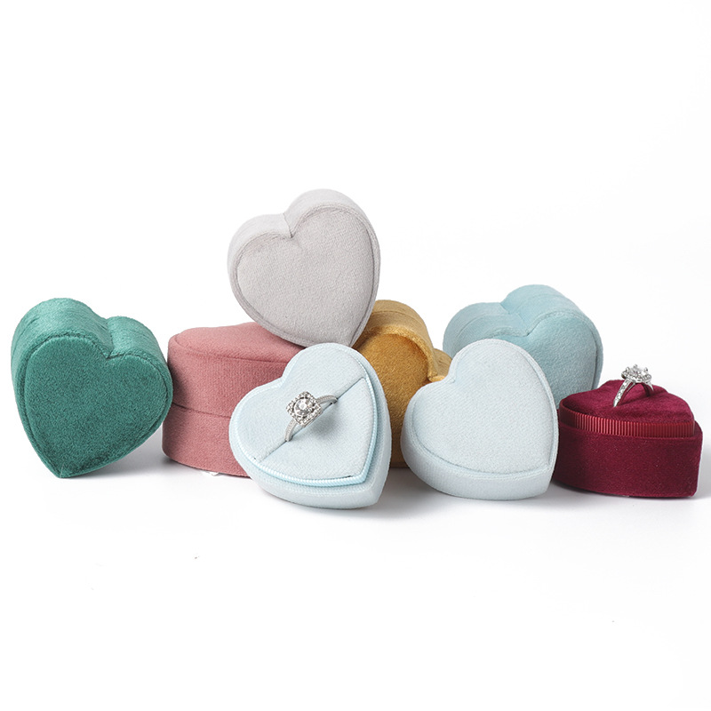 Caja de anillo coreana de terciopelo en forma de corazón, caja de colgante, caja de joyería de alta calidad, fábrica al por mayor en stock