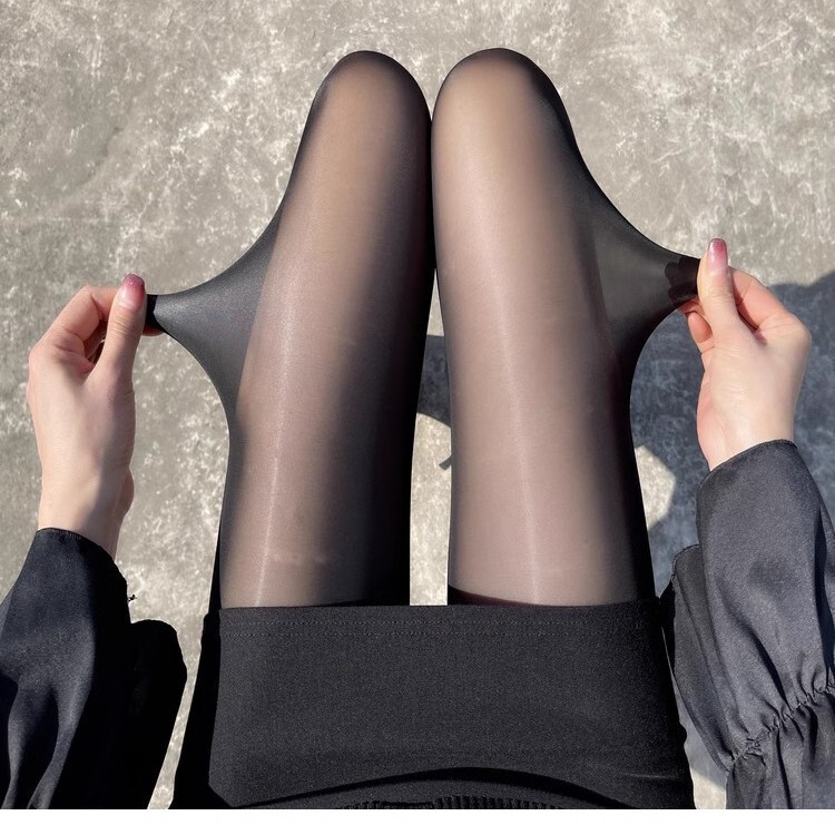 Spring and Summer Black Silk Horse Oil Stockings, Shiny New Large Size 8D Thin Shiny Silk Ultra-Durable Anti-Snag Pantyhose, Sexy