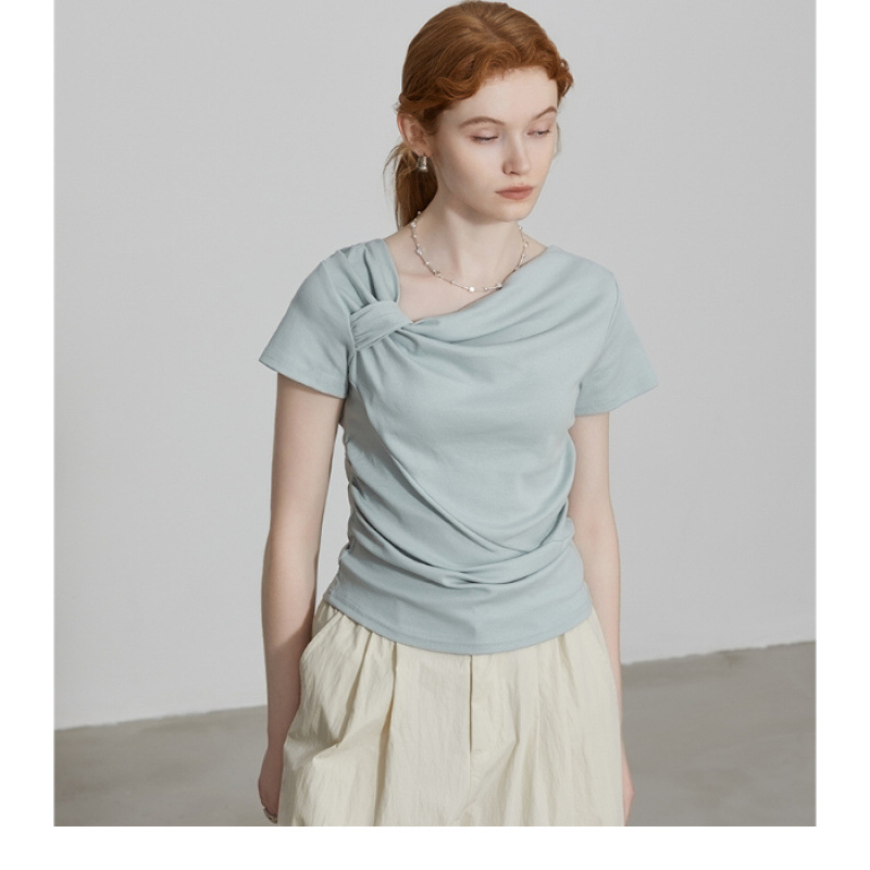 不規則なオフショルダー半袖Tシャツレディース夏新作ツイストプリーツデザインTシャツカジュアルショートトップ|undefined