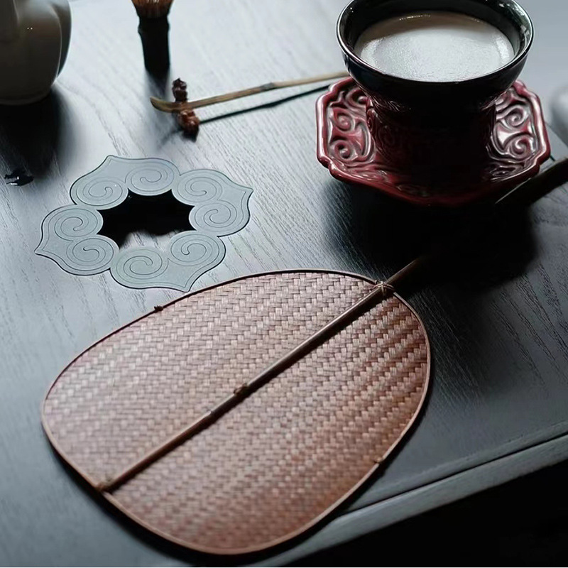 Ventilador tejido de bambú hecho a mano Ventilador tejido de bambú estilo retro chino ventilador tejido de bambú de pintura grande ventilador redondo engrosado Pu ventilador verde