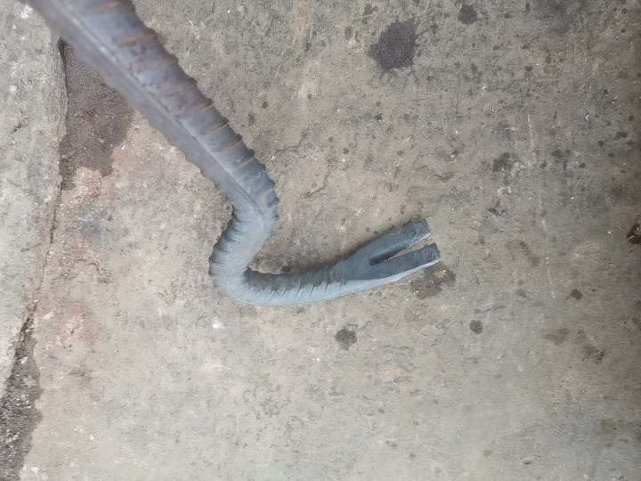 拔钉撬棍 起钉器 螺纹钢大撬棍 加粗撬棍