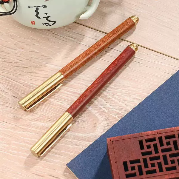 High-End Wooden Neutral Signature Pen with Pen Clip, Business Ball Pen, Office Metal Wood Pen, Retro Logo