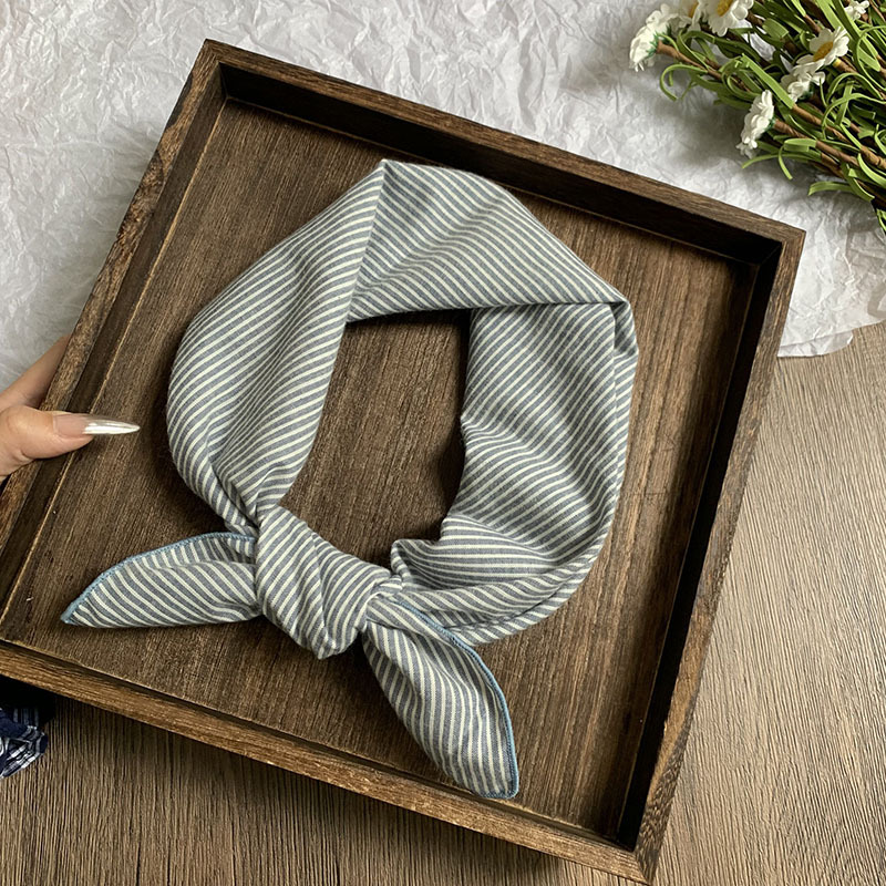 Pañuelo cuadrado pequeño, bufanda de seda, bufanda de cuello con sentido avanzado para mujer, pañuelo a rayas liso, bufanda de estilo pastoral para mujer de verano, protector para el cuello chal