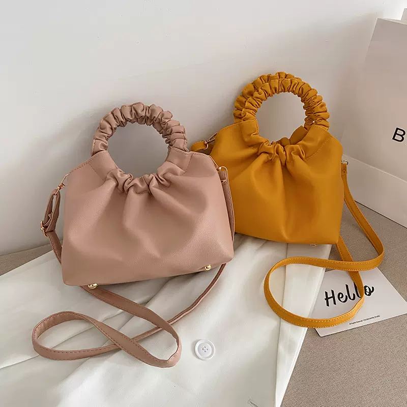 厂家批发云朵包褶皱包质感小包包女2022新款韩版女包手提斜跨包