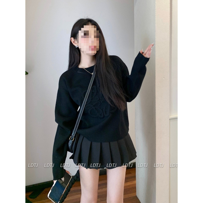 In Stock* New Autumn and Winter Style Three-Dimensional Embossed High-End Lazy Style Pullover Knitted Casual Sweater for Women In Stock* New Autumn and Winter Style Three-Dimensional Embossed High-End Lazy Style Pullover Knitted Casual Sweater for Women