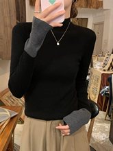 撞色半高领针织毛衣女装2025春季秋冬修身洋气内搭上衣黑色打底衫
