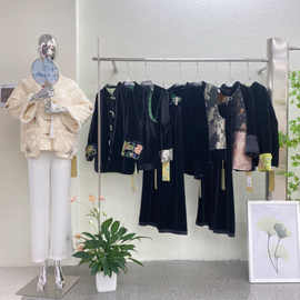 荷青川桑蚕丝刺绣丝绒棉服品牌折扣女装撤柜尾货清仓批发大牌女装