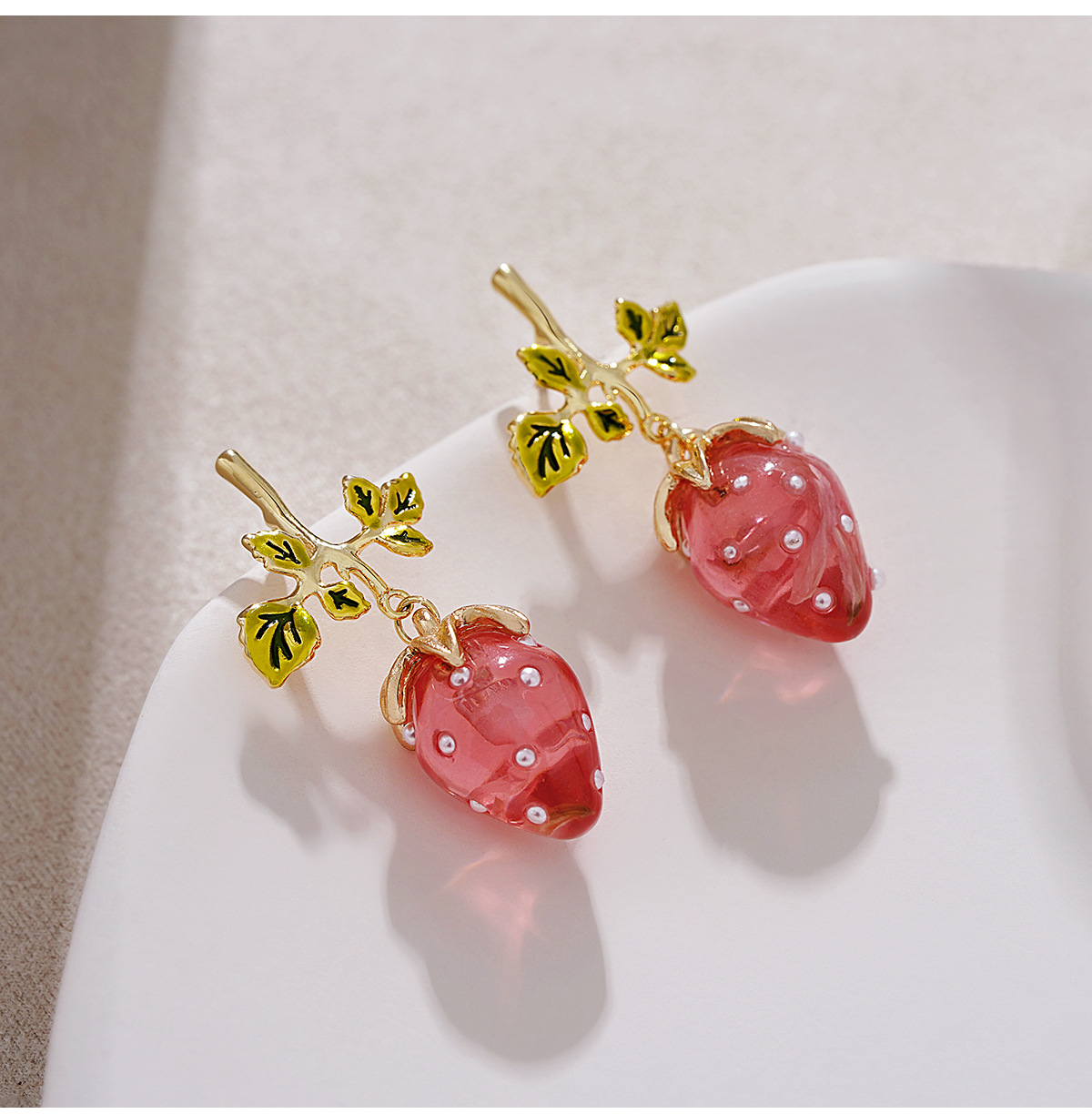 10g Weight Alloy Ear Needle Material Drop Earrings Classification 1 Pair Quantity Daily, Date Occasion Acrylic Material Strawberry Pattern Women's Gender Sweet Style 1 Pair Sweet Strawberry Arylic Drop Earrings 6