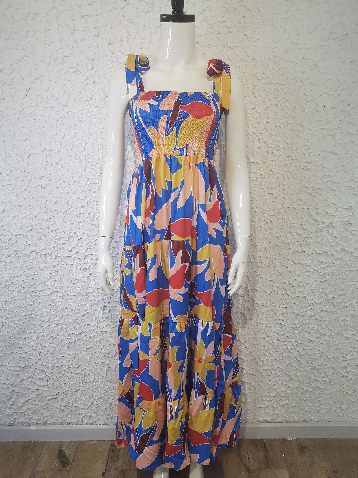 259g Weight Maxi Long Dress Dress Length Type Sleeveless Sleeve Length Regular Dress Dresses Type Regular Sleeve Sleeve Type Polyester Fabric Type High Waist Waist Line Daily Occasion Strap Neckline Regular Fit Fit Type Printing, Polka Dots Pattern Summer, Spring Season Women's Gender Elegant Style Wholesale Women's Elegant Printing Polka Dots Daily Strap Sleeveless Regular Dress 82