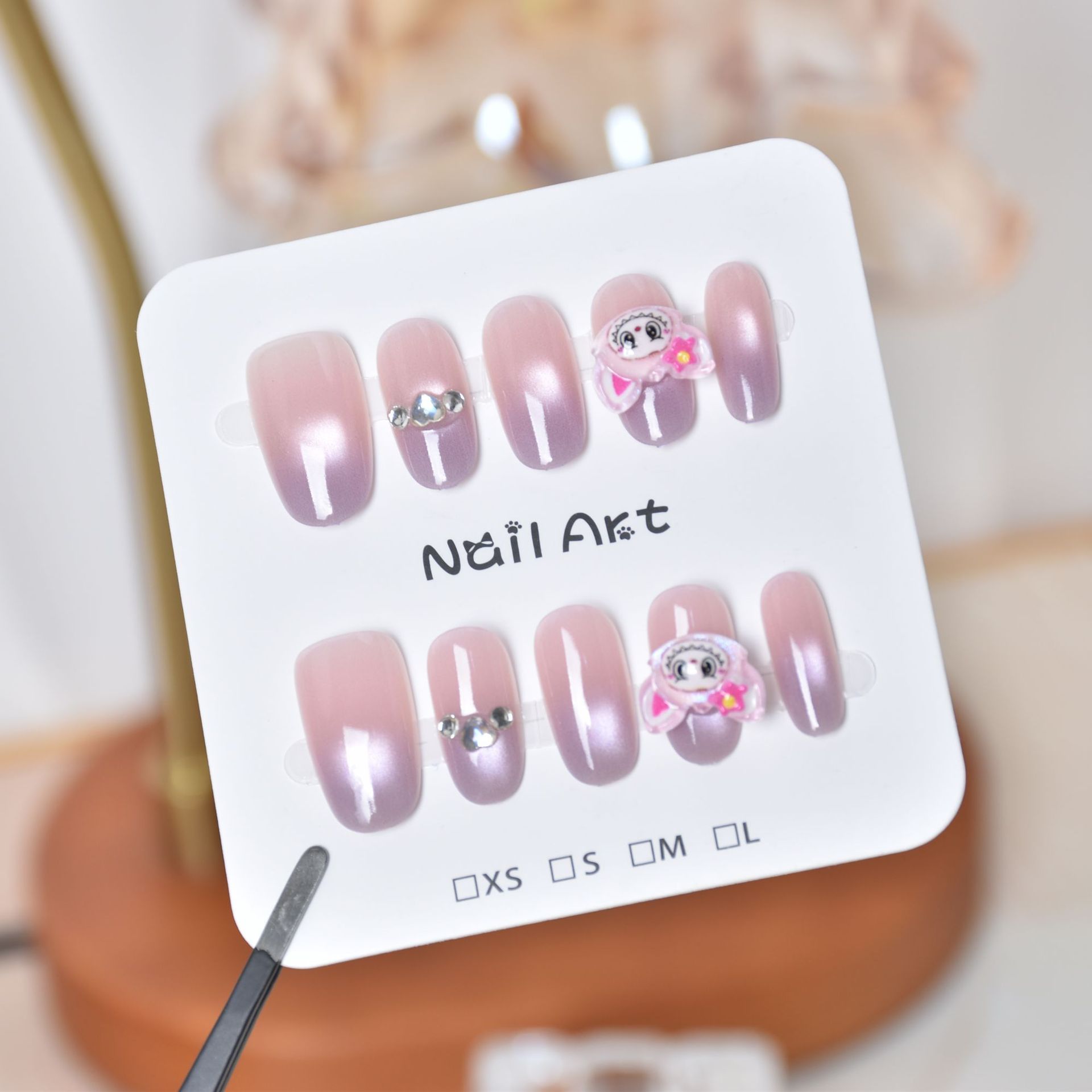 Nuevos lindos ojos de gato de dibujos animados prefabricados para usar parches de manicura estereoscópicos tela de lona púrpura para usar productos terminados de uñas