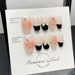 Luxury heiress Xiao Xiang's cheek blush French dark butterfly bow detachable false nail sticker set ready-to-wear nail art
