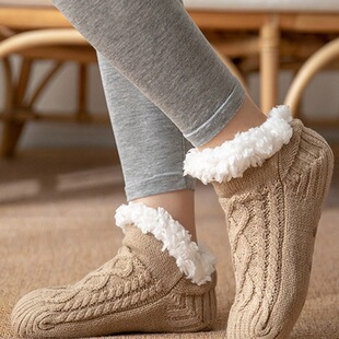 Extra thick fleece-lined slippers socks men's autumn and winter warm socks home floor non-slip foot protection cover women's socks slippers